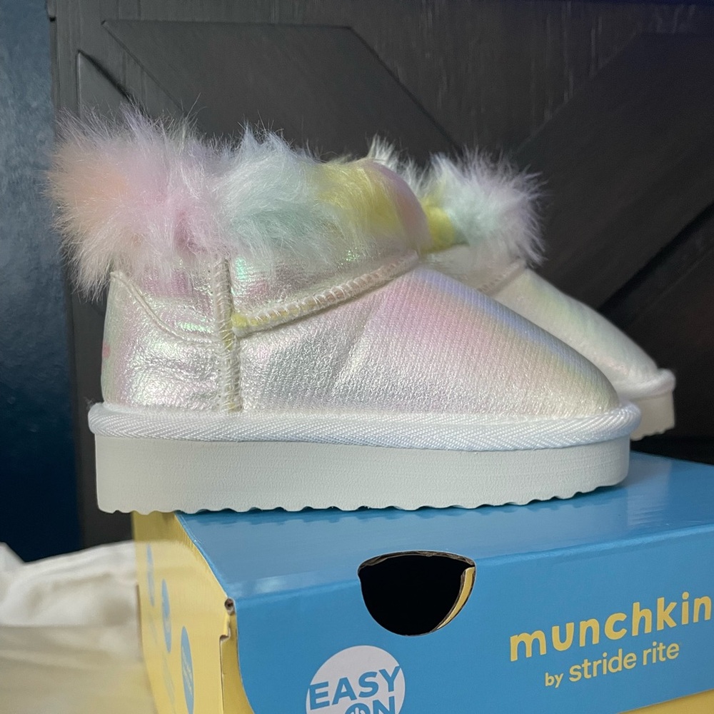 Stride Rite Iridescent Boots Sz 5 little kids